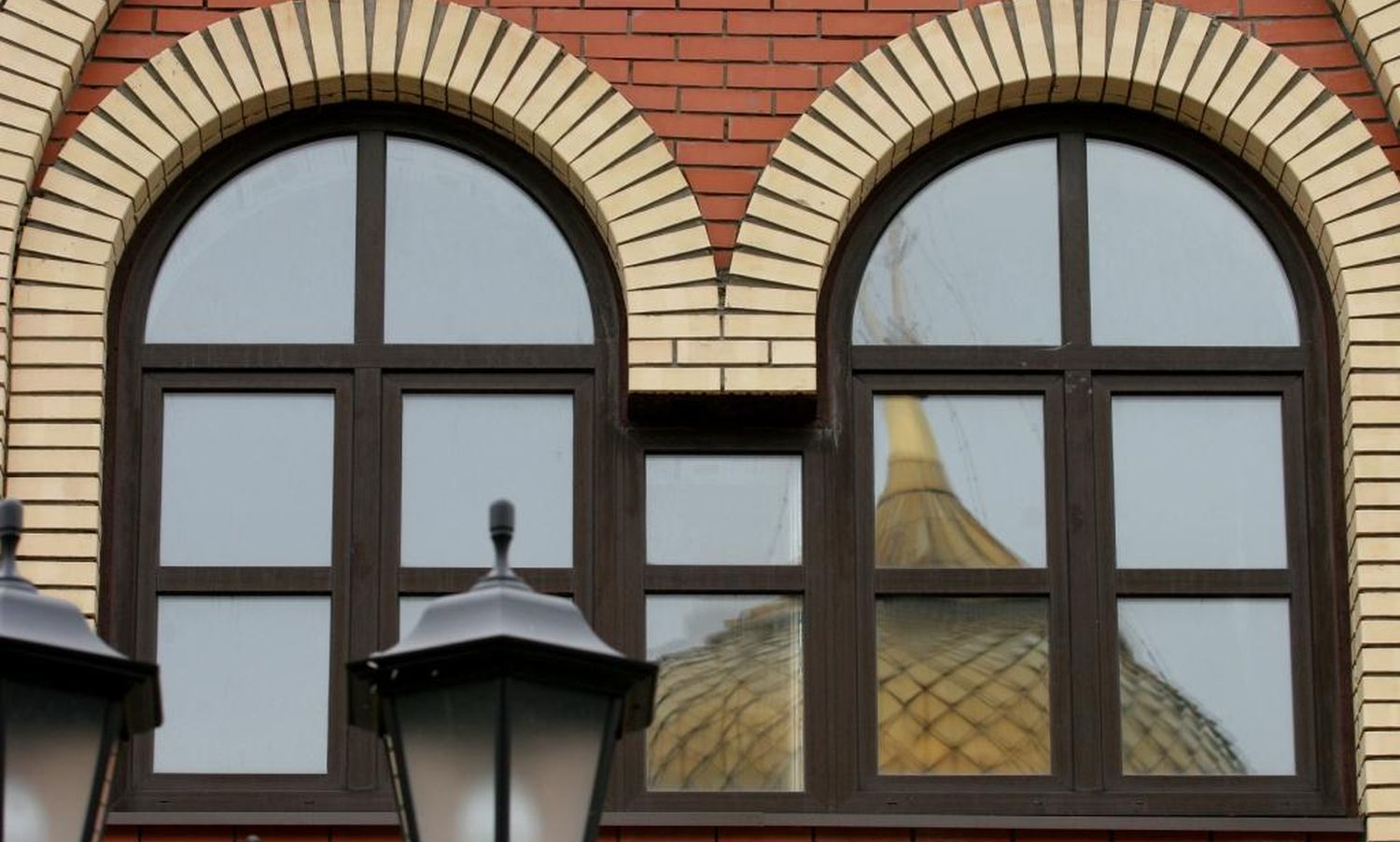 Огнестойкий витраж в форме арки / серия FRM7270